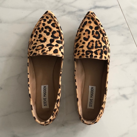 Steve Madden Leopard Pointed Flats Loafers 7 - Picture 1 of 3